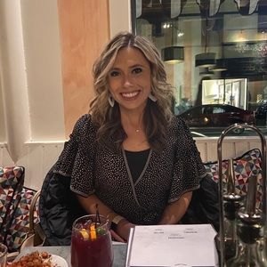 Meet your Posher, Jenny